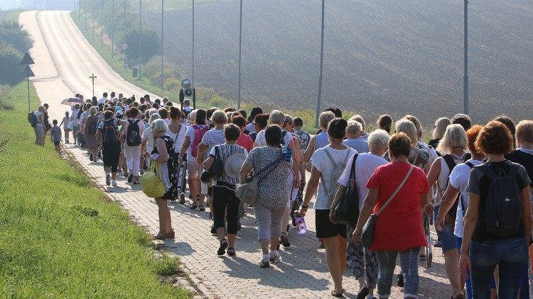 Women on pilgrimage to Piekary Šląskie