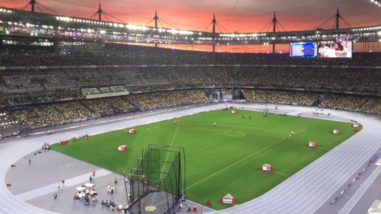 Le stade de France lors de la finale du 100 mètres. 