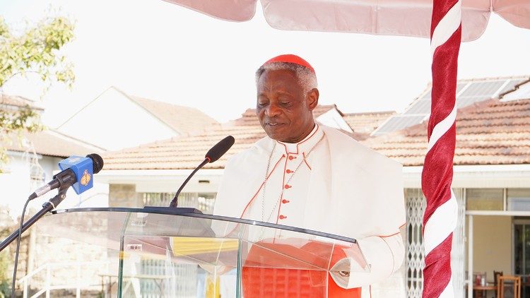 Le cardinal Peter Turkson donnant la leçon inaugurale à Hekima University College, à Nairobi (Kenya), samedi 17 août 2024