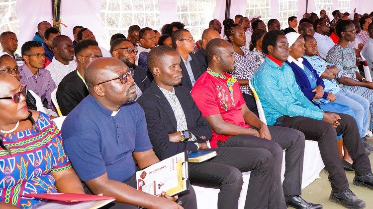 Des participants à la messe du Saint Esprit, après la leçon inaugurale à Hekima University College, à Nairobi (Kenya), samedi 17 août 2024.