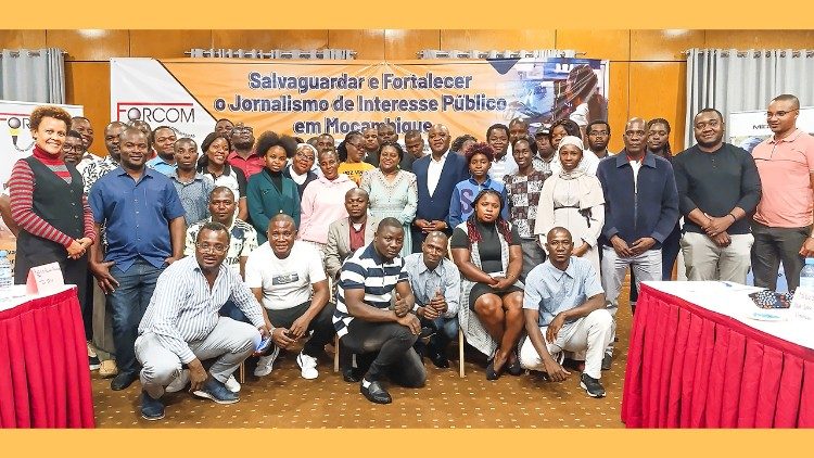 Grupo de Jornalistas da formação em jornalismo de interesse público, Maputo (Moçambique)