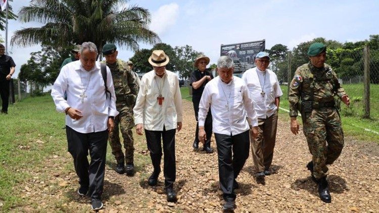 Encuentro bajo el lema: "Caminando Junto al Migrante y Refugiado"