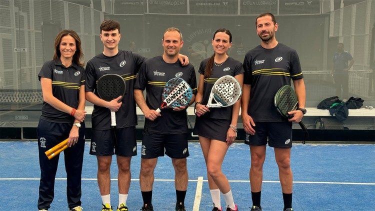 El equipo de pádel de Athletica Vaticana