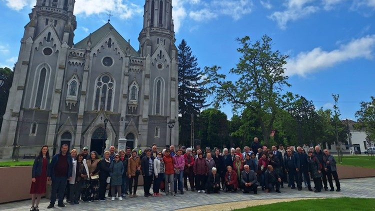 Поклонническата група на Никополската епархия