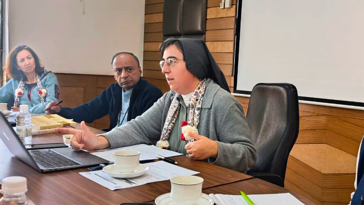 Sr. Smerilli: Synodality key to Church’s mission in changing world – Vatican News