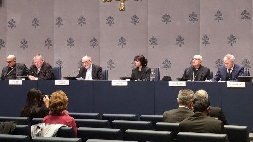 Conferencia de prensa del CELAM presentando la iniciativa "Tejiendo futuros, protegiendo vidas", lunes 9 de diciembre de 2024.