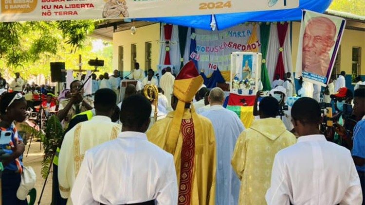 O Bispo de Bissau e sacerdotes na peregrinação ao Santuário de Cacheu