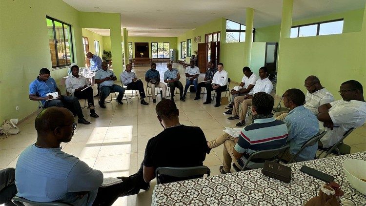 A reunião dos Padres da Vigararia de Santiago Sul e ilha do Maio