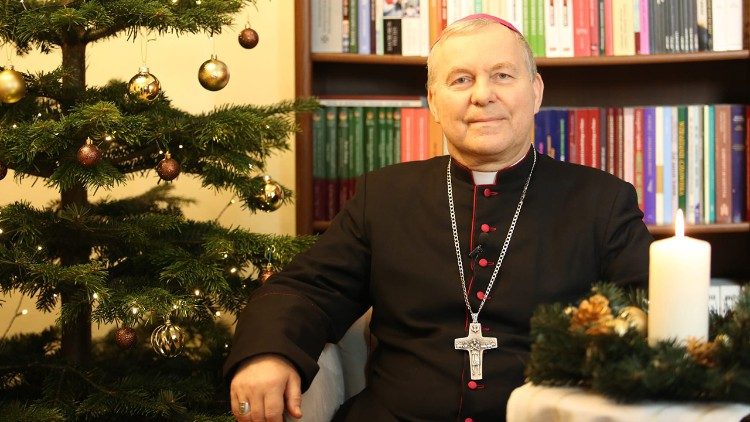 Bp Turzyński na Boże Narodzenie: nikt nie ma takiej nadziei jak my, chrześcijanie