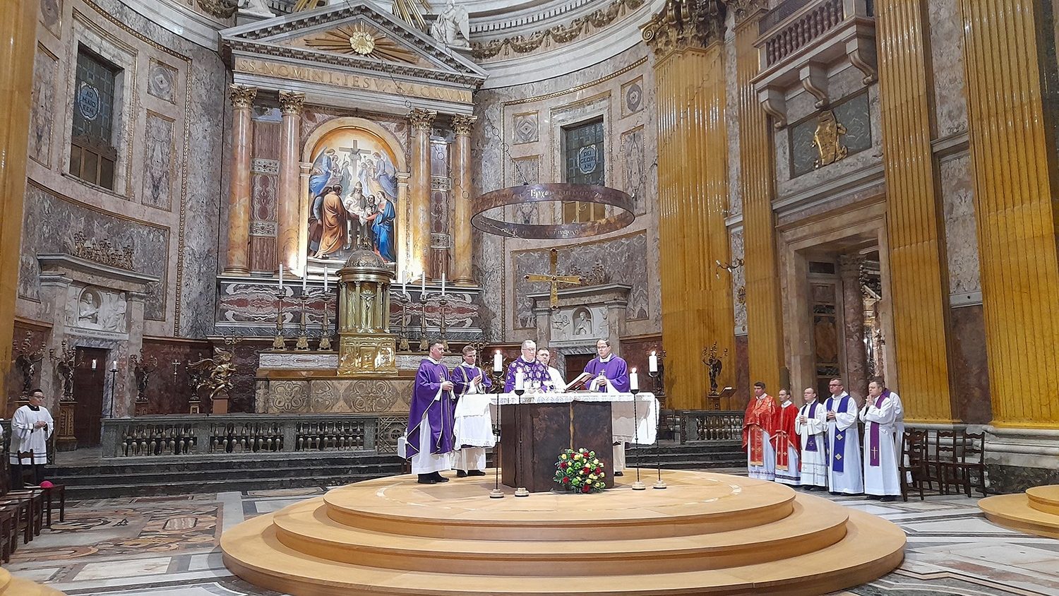 Cardinal Pietro Parolin presides over Holy Mass in Rome on the Anniversary of Lithuanian Independence: Speaks about the meaning of fasting