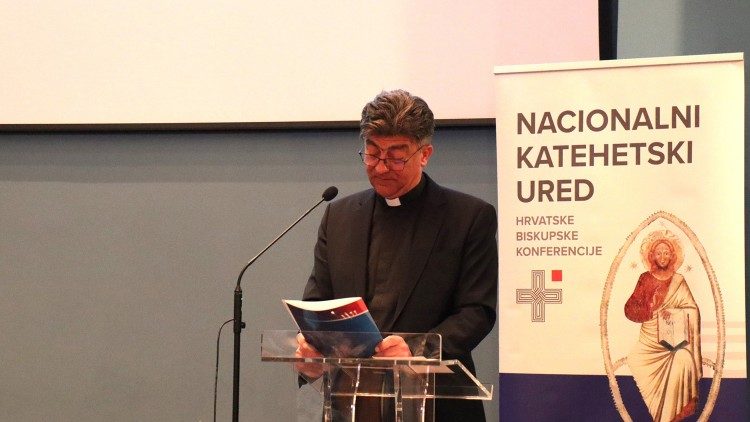 Predstojnik Nacionalnog katehetskog ureda HBK izv. prof. dr. sc. Ivica Pažin (Foto: IKA)