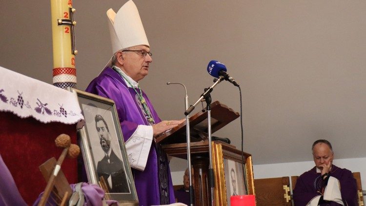 Misno slavlje na 128. obljetnicu smrti dr. Ante Starčevića, Oca Domovine predvodio je vojni ordinarij Jure Bogdan (Foto: IKA)