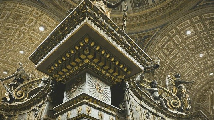 Un dettaglio del baldacchino