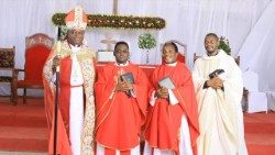 Askofu Dkt. Alex Gehaz Malasusa wa Dayosisi ya Mashariki na Pwani katika mahojiano maalum na Radio Vatican anasema, anasimikwa rasmi kuwa Kiongozi mkuu wa KKKT, Dominika tarehe 21 Januari 2024 