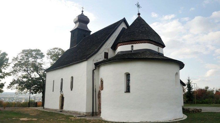 L'esterno della "Rotonda", la chiesa ucraina a Horyany