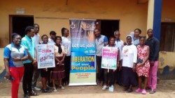 Sr. Justina Nelson nach einer Schulungsveranstaltung mit Mitarbeitern und überlebenden Opfern in Lagos, Nigeria 