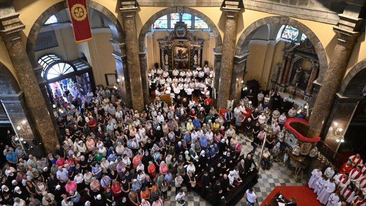 Vjernici u riječkoj katedrali na svetkovinu sv. Vida  (Foto: Riječka nadbiskupija)