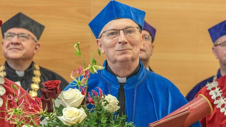 Ks. prof. Jerzy Szymik (Uniwersytet Papieski Jana Pawła II w Krakowie)