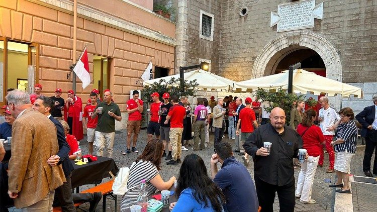  Beim Match Deutschland - Schweiz im Hof der Schweizergarde