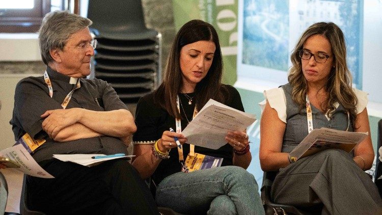 Trabajos en curso durante la 50ª Semana Social de los Católicos en Italia. 