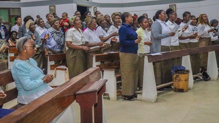 Associação Maria Ana Mogas celebra, na Beira (Moçambique), 138 anos da morte de sua patrona