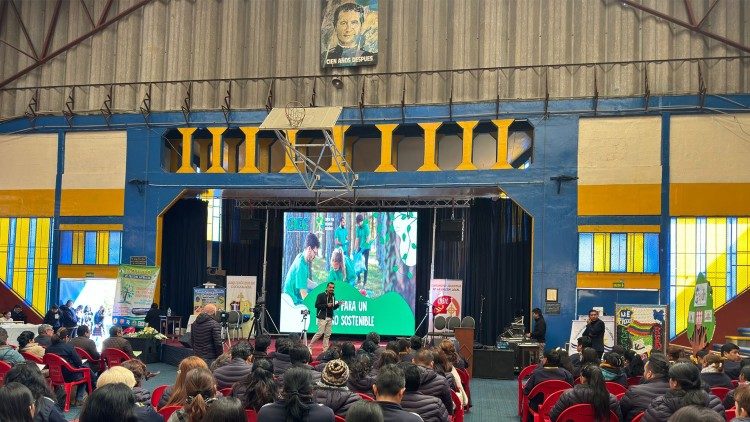 Jornadas de educación católica en Cochabamba.