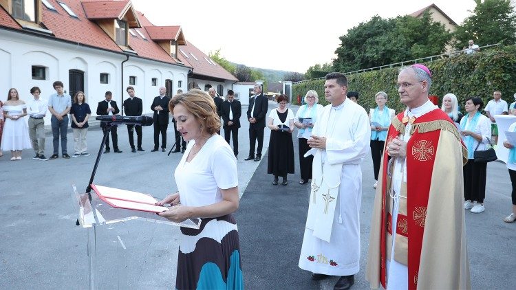 Blagoslov novouređenog Hodočasničkog centra u Mariji Bistrici  (Foto: Glas Koncila)