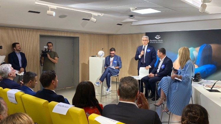 Un momento della conferenza stampa al Bambino Gesù