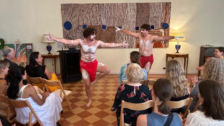 The pair perform a traditional Wakka Wakka dance