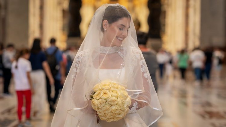 Vanessa, natural de Itajaí-SC, foi batizada mas se sentia "uma filha afastada da Igreja de Cristo" até a conversão