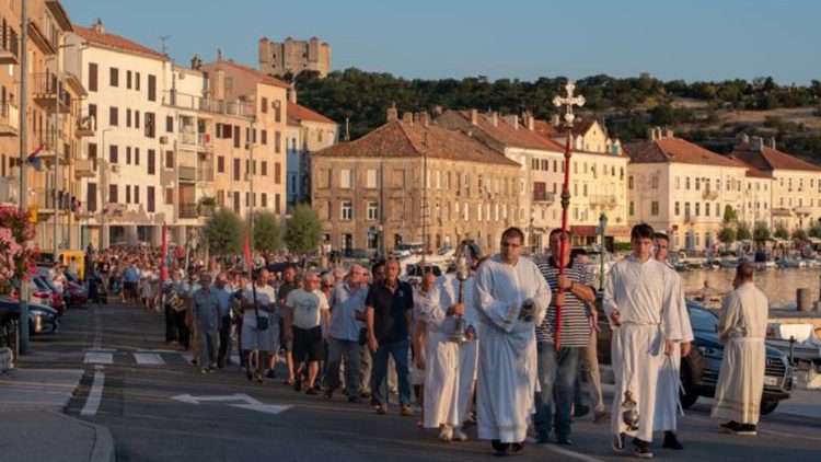 Procesija na svetkovinu Gospe Ribarske u Senju  (Foto: Davor Čorić)