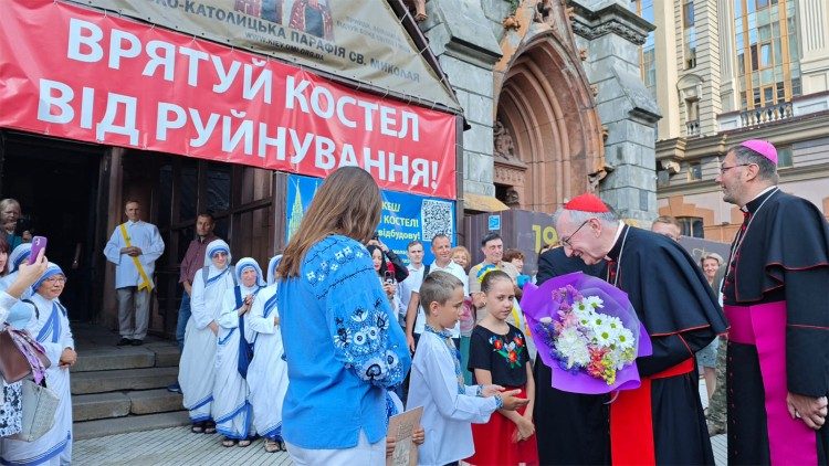 Визита в католическата енория "Свети Николай"