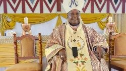 Mgr Paul Yemboaro Ouedraogo, archevêque de Bobo-Dioulasso, au burkina Faso, au cours de la célébration de son jubilé d'or sacerdotal, samedi 20 juillet 2024.