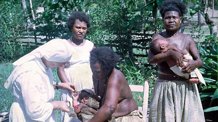 A chegada das primeiras religiosas enfermeiras  em Papua