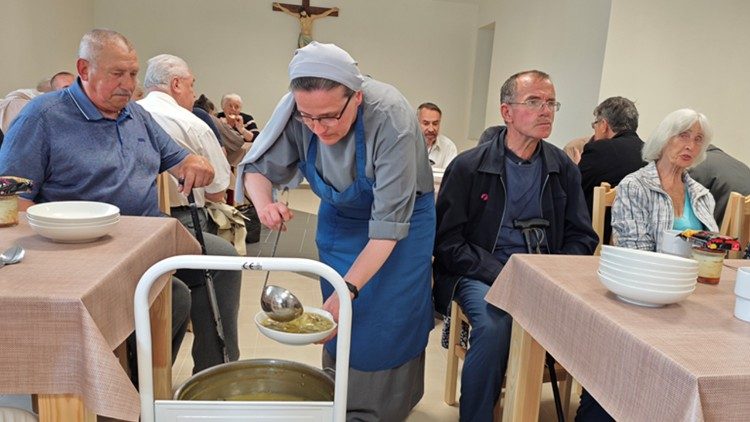 Almuerzo para los pobres en el refugio, 2024