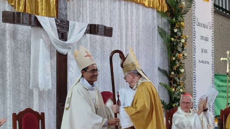 Posse de dom Ionilton no Marajó