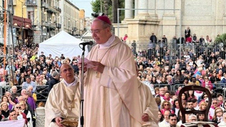 Mons. Tommas Caputo, arcibiskup Pompejí