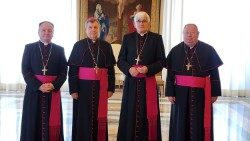Mons. Marko Semren (prvi s desna) i biskupi BK BiH 