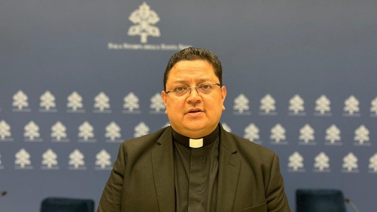 Padre Juan Carlos Garzón, secretario general del IEC 2024.