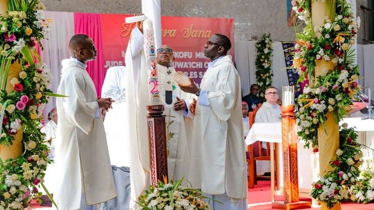 Baba Mtakatifu Francisko amemtakia utume mwema, afya njema na uthabiti katika kuwaongoza, kuwatakatifuza na kuwafundisha watu wa Mungu Jimbo kuu la Dar es Salaam, 