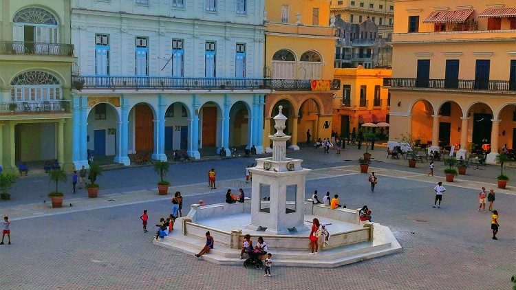 Obwohl Kuba ein sicheres Reiseland ist mit freundlichen und hilfsbereiten Menschen und niedrigen Preisen, sind viele Touristen seit der coronabedingten Schließung des Landes auf andere Karibikstaaten ausgewichen