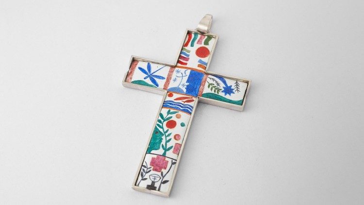 "A Cruz da Alegria", uma cópia da obra do artista Paladino realizada pela Fundação Beato Angelico será doada ao Papa 