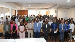 Cabo Verde - Fórum sobre Saúde Mental promovido pela Diocese de Santiago