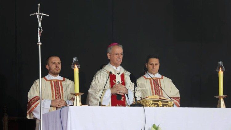 Zagrebački nadbiskup Dražen Kutleša na svetkovinu Svih svetih na groblju Mirogoj