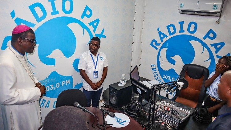 Mozambique: Radio Pax – Beira’s Catholic Broadcaster celebrates its ...