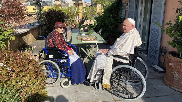 2024.11.05 Papa Francesco con Emma Bonino