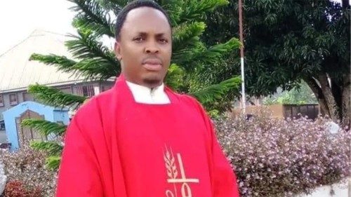 Sacerdote secuestrado por hombres armados en Nigeria