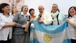 XXIVe Chapitre général: les salutations des sœurs argentines