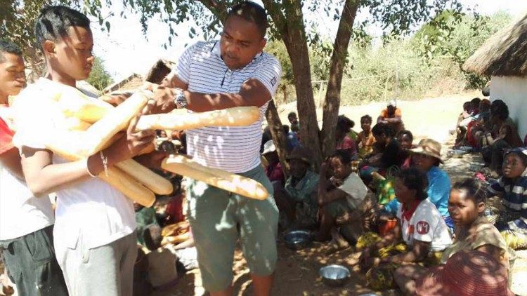 L'association SOS Toliara vient en aide à la population à Madagascar. Crédit photo SOS Toliara. Novembre 2020. L'association SOS Toliara vient en aide à la population à Madagascar. Crédit photo SOS Toliara.