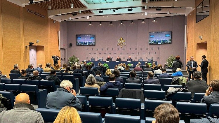 La conferenza stampa di presentazione di "Piazza San Pietro"